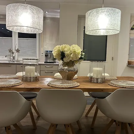 Romantikchalet Neuastenberg/winterberg * Винтерберг